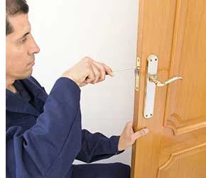 Affordable Locksmith Services Earth City, MO 314-200-4439 - locksmiths-service-01